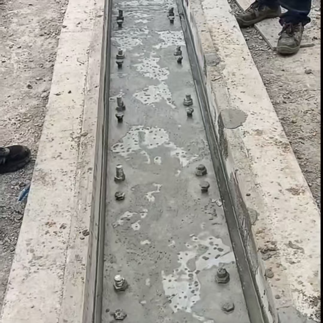 嵊泗环氧树脂轨道胶泥是什么？用在哪里？